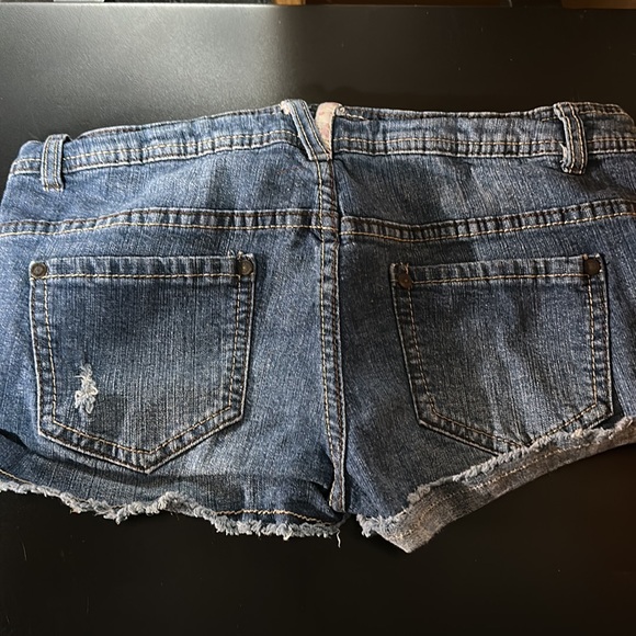 Jean shorts - Picture 5 of 7